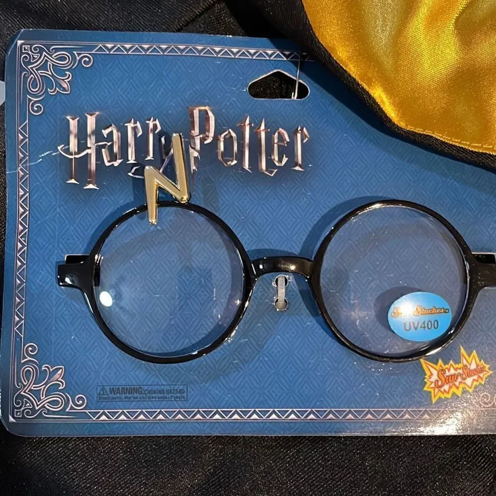 HARRY POTTER HOGWARTS HOODED ROBE WITH GRYFFINDOR TIE AND GLASSES Kids Fits Most